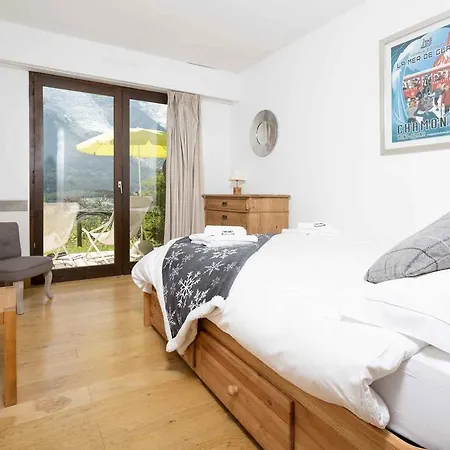 Le Cretet 2 - Year Chamonix